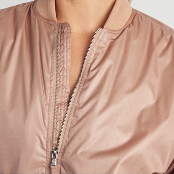 NWT OLD NAVY Oversized Water-Resistant Bomber Jacket Color: Tiramisu - Picture 4 of 8